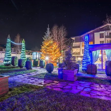 Wood & Aparthotel Bansko