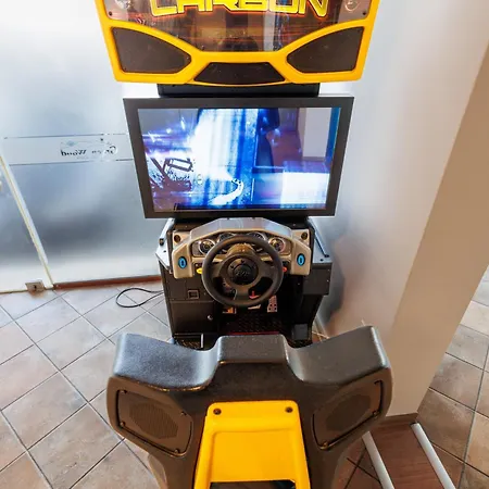 Ξενοδοχείο με διαμερίσματα Wood & Μπάνσκο