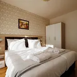 Apartmanhotel Wood & 4*