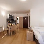Apartmanhotel Wood & 4*