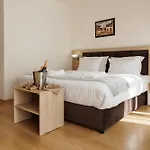 Apartmanhotel Wood & 4*