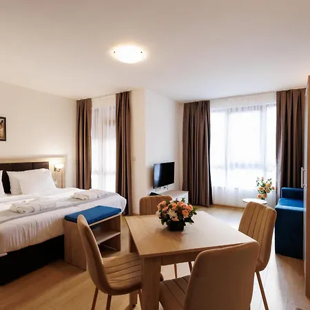 Wood & Hotel apartamentowy 4*