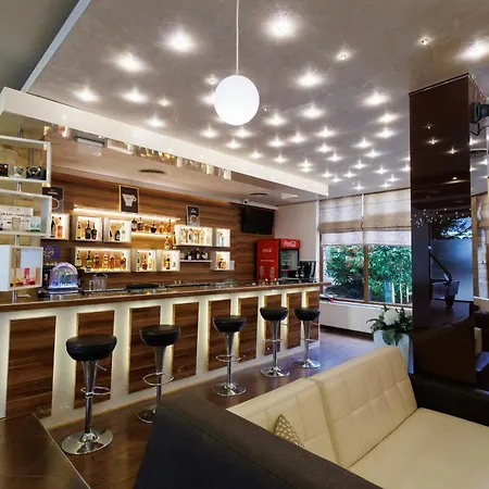 Wood & 4* Bansko