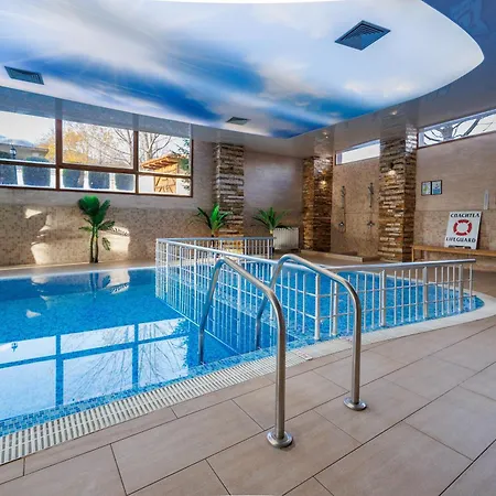 Hotel apartamentowy Wood &
