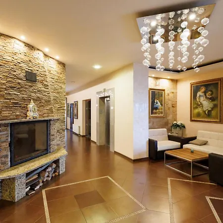 Wood & Hotel apartamentowy 4*