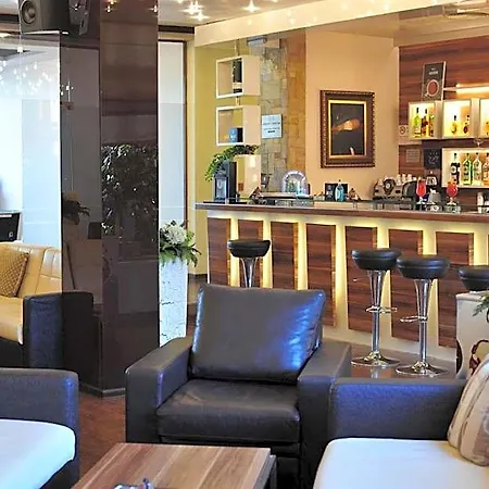 Wood & 4* Bansko