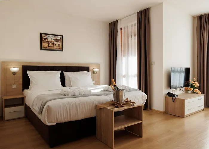 Wood & Apartmanhotel